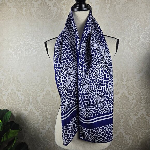Diane von Furstenberg Blue and White Patterned Oblong Scarf - Picture 1 of 6